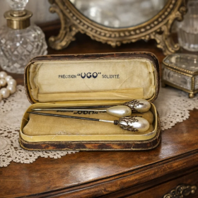 Antique hatpin box