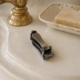 Coupe-ongles ancien métal vintage