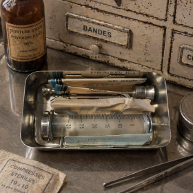 Seringue médicale ancienne FARO Record