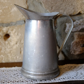 Pichet cafetière Bourgeat vintage en aluminium – ustensile cuisine ancien brocante
